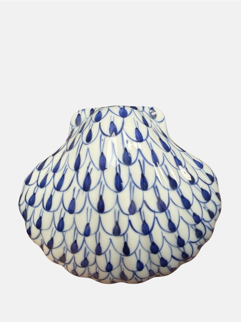 Nantucket Fish Net Scallop Shell Porcelain Seashell
